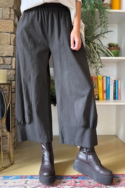 Bennie Quirky Barrel Pant Coffee Bean